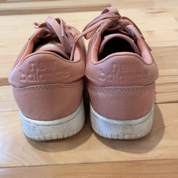 New Balance pink sneakers - Picture 3 of 9